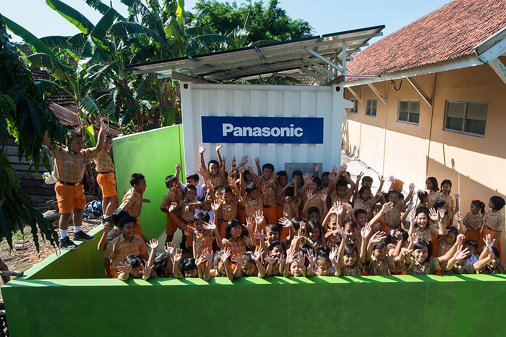 Panasonic - Stand-Alone Solar Power - Indonesia Educational Development